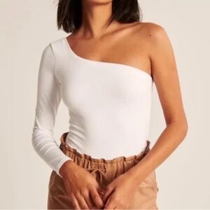 Size S Abercrombie off shoulder body suit